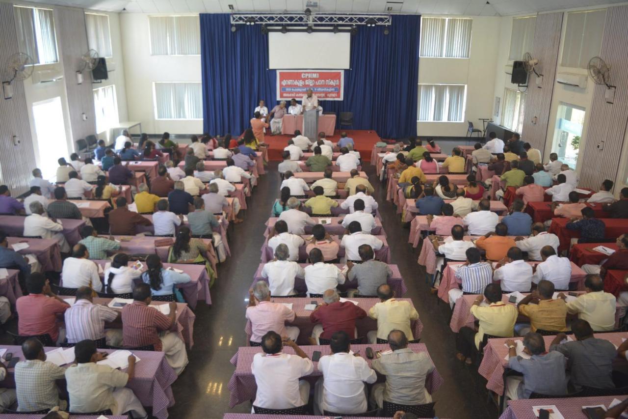 Angamaly Convention Centre Hotel Kochi Ngoại thất bức ảnh