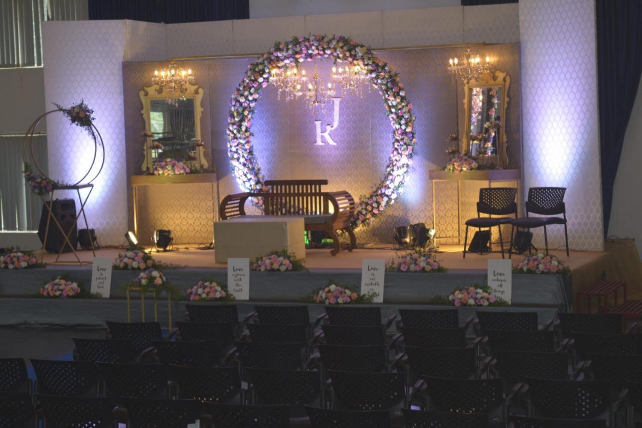 Angamaly Convention Centre Hotel Kochi Ngoại thất bức ảnh